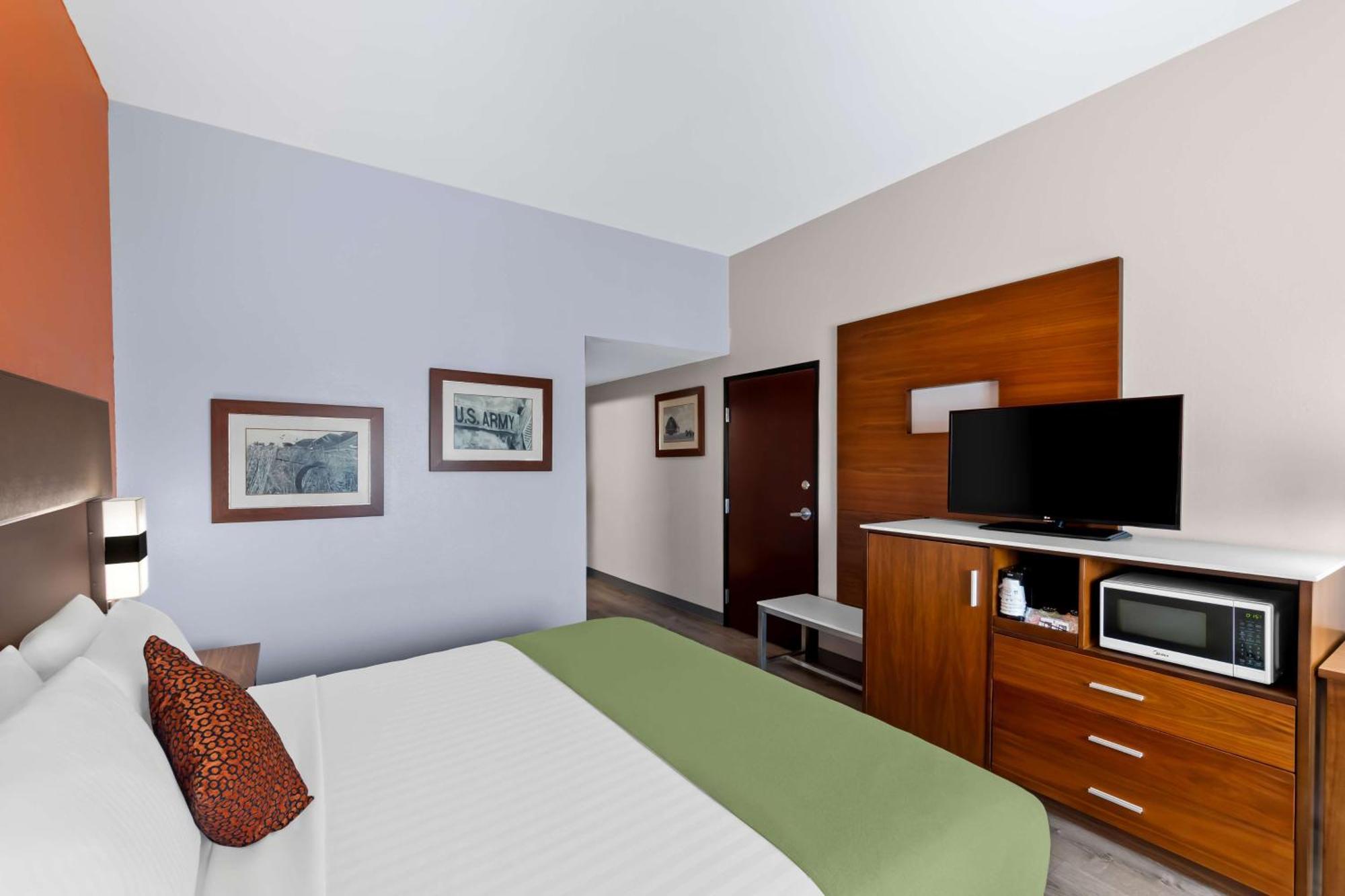 Western Killeen Hotel 3*