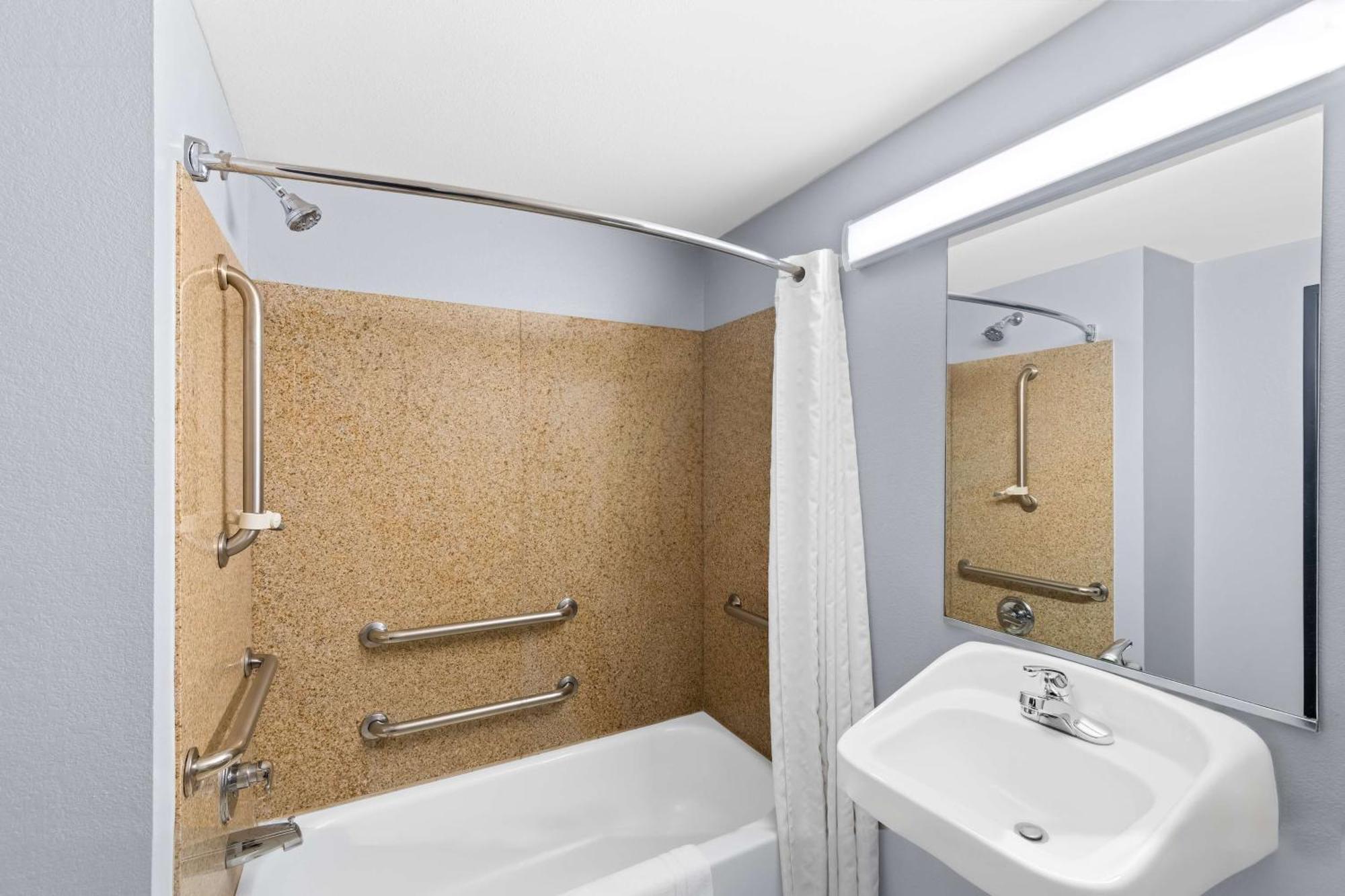 Western Killeen 3*